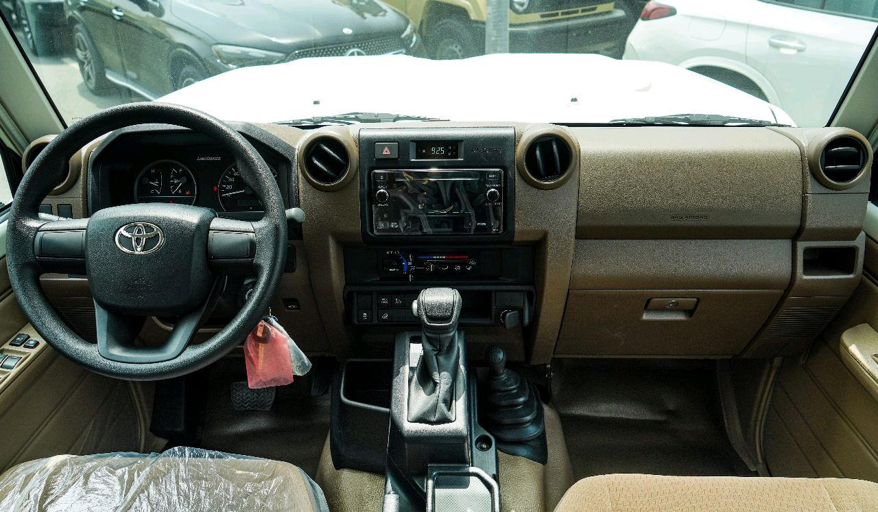 Toyota Land Cruiser - Image 5