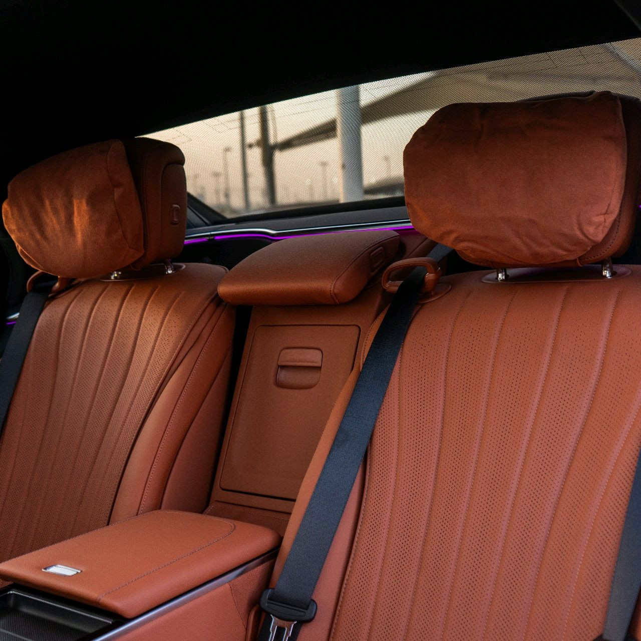 Mercedes Benz S-Class - Image 10