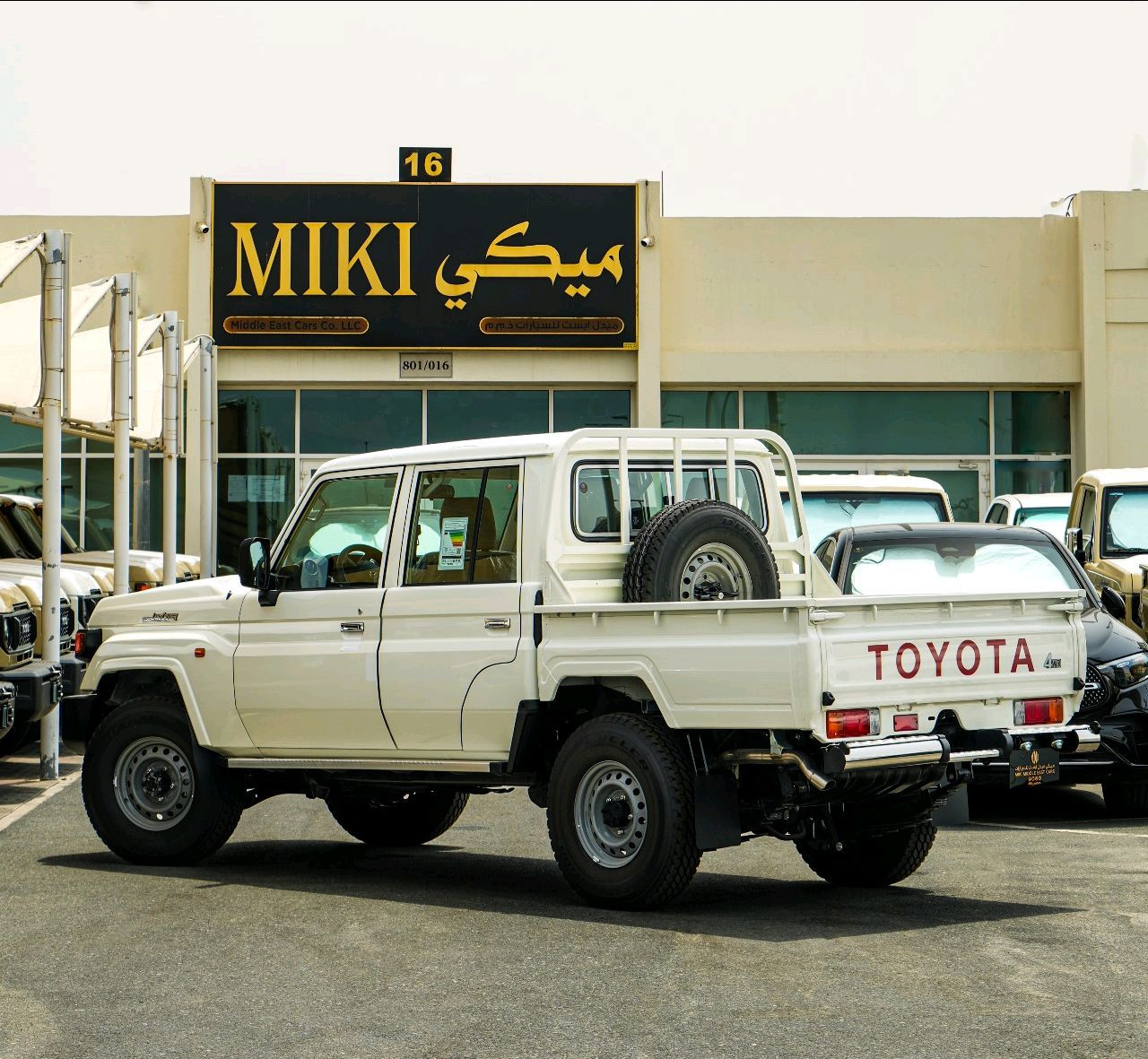 Toyota Land Cruiser - Image 11