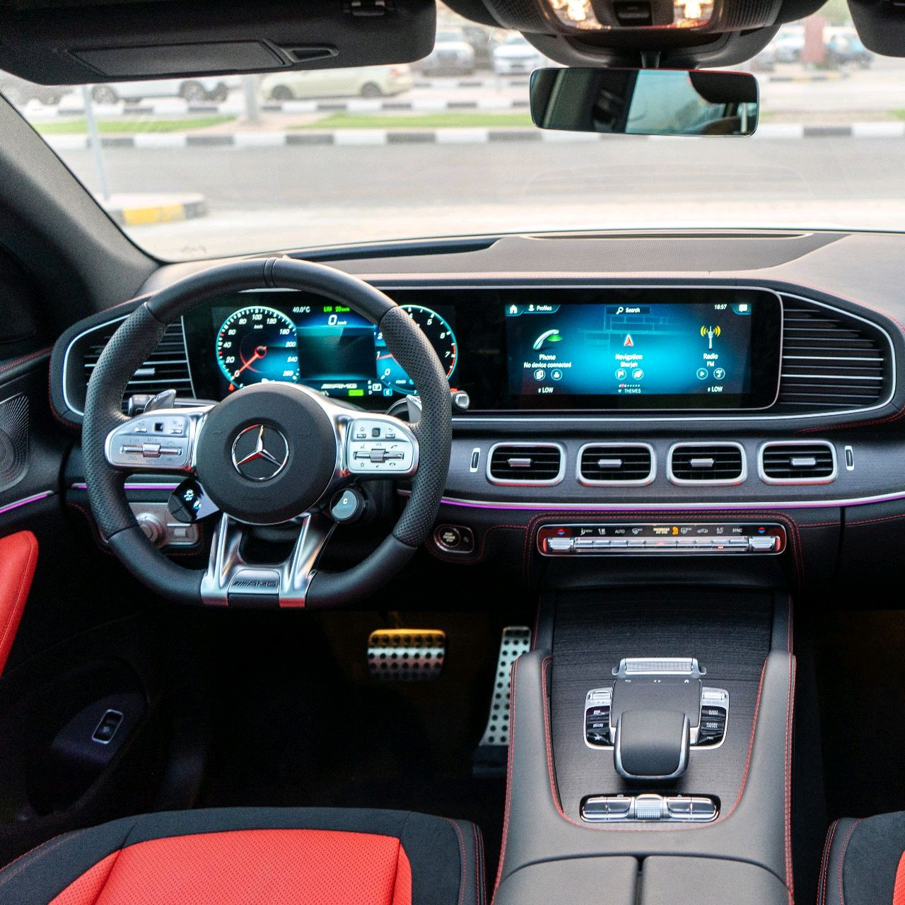Mercedes Benz GLE SUV - Image 3