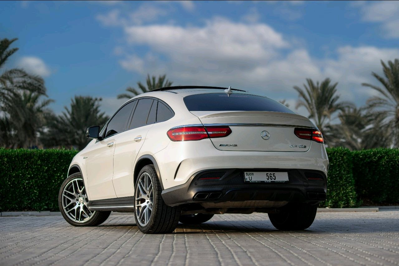 Mercedes Benz GLE SUV - Image 7