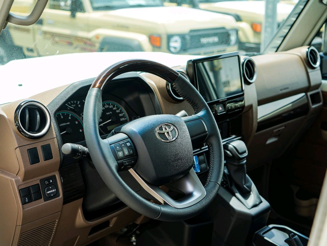 Toyota Land Cruiser - Image 3
