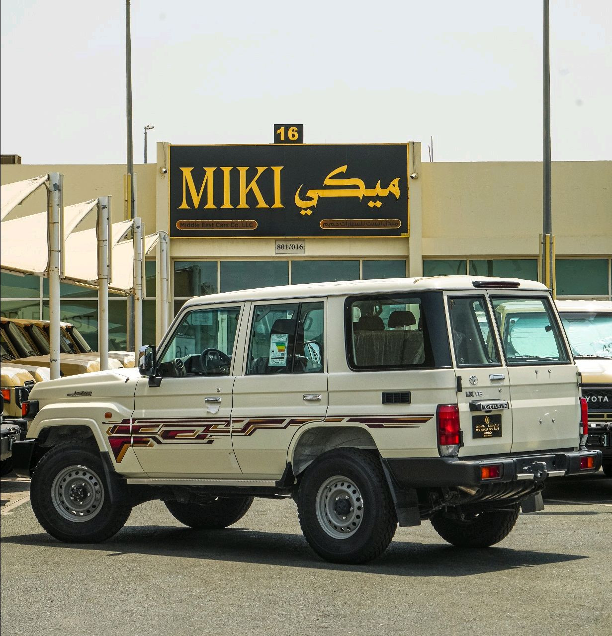 Toyota Land Cruiser 76 series - Image 7