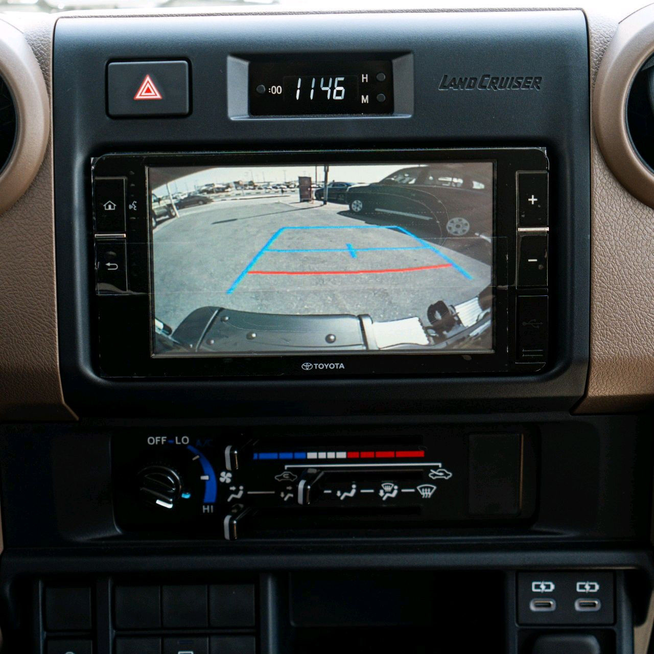 Toyota Land Cruiser 76 series - Image 11