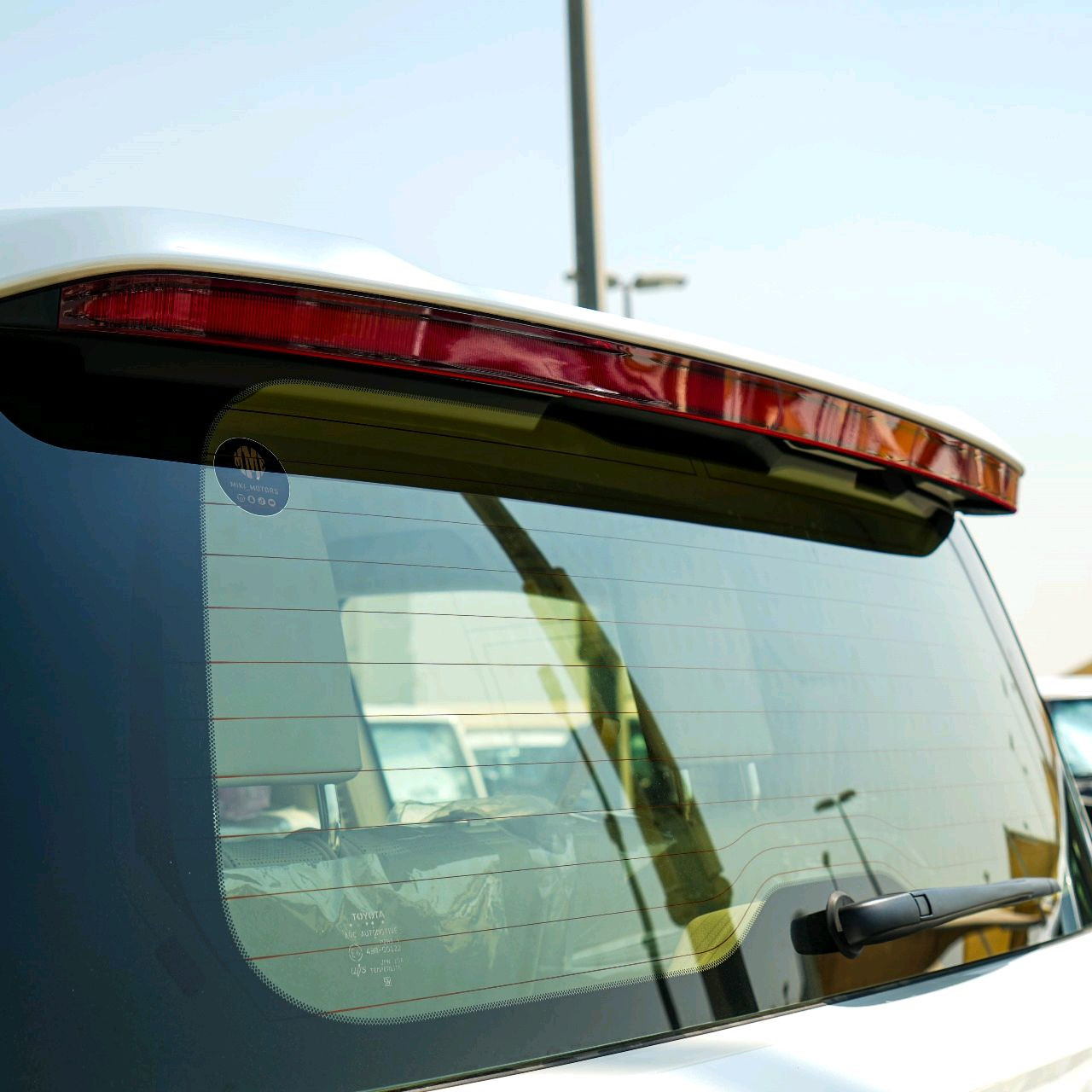 Toyota Land Cruiser - Image 4