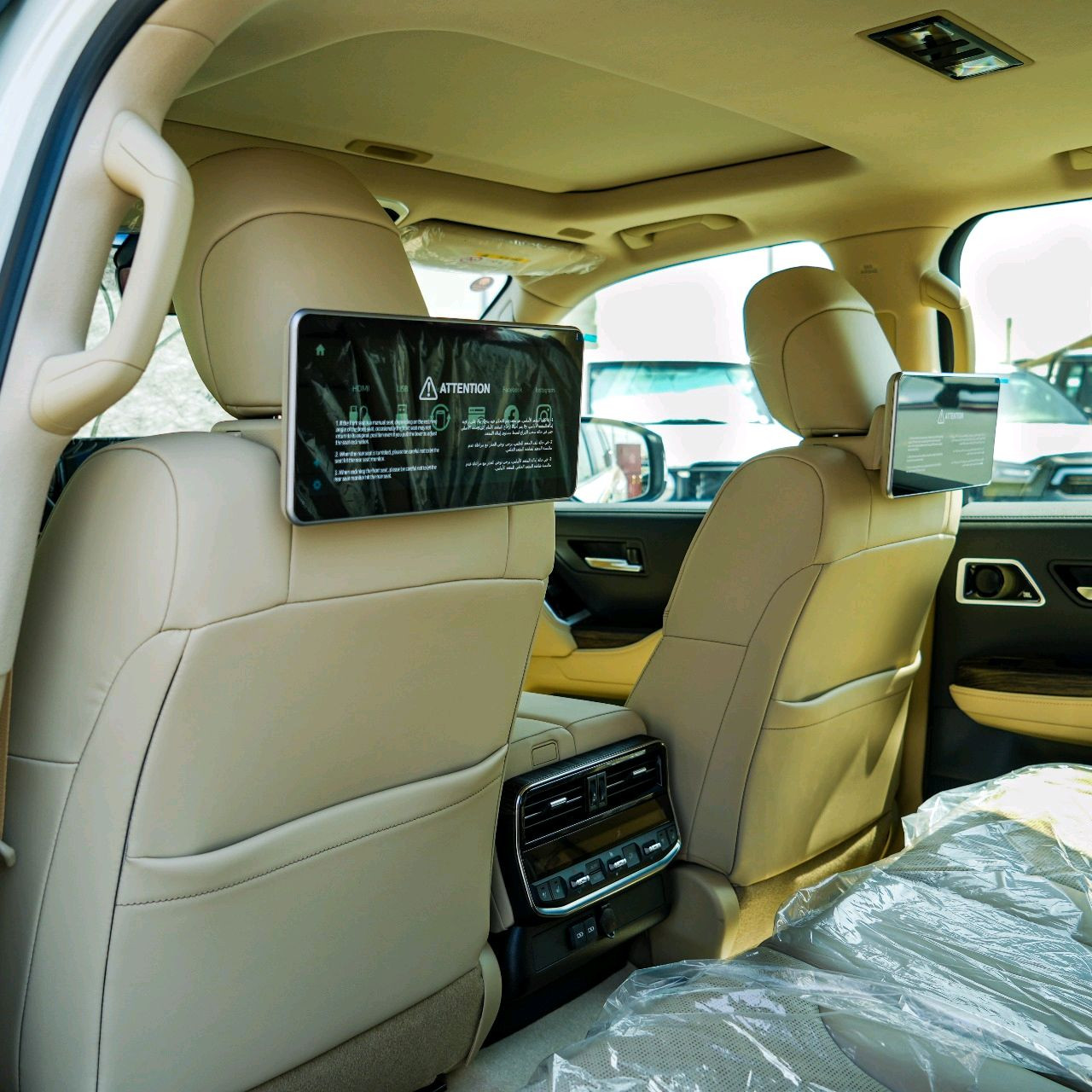 Toyota Land Cruiser - Image 3