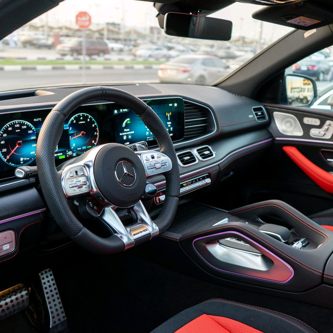 Mercedes Benz GLE SUV - Image 7