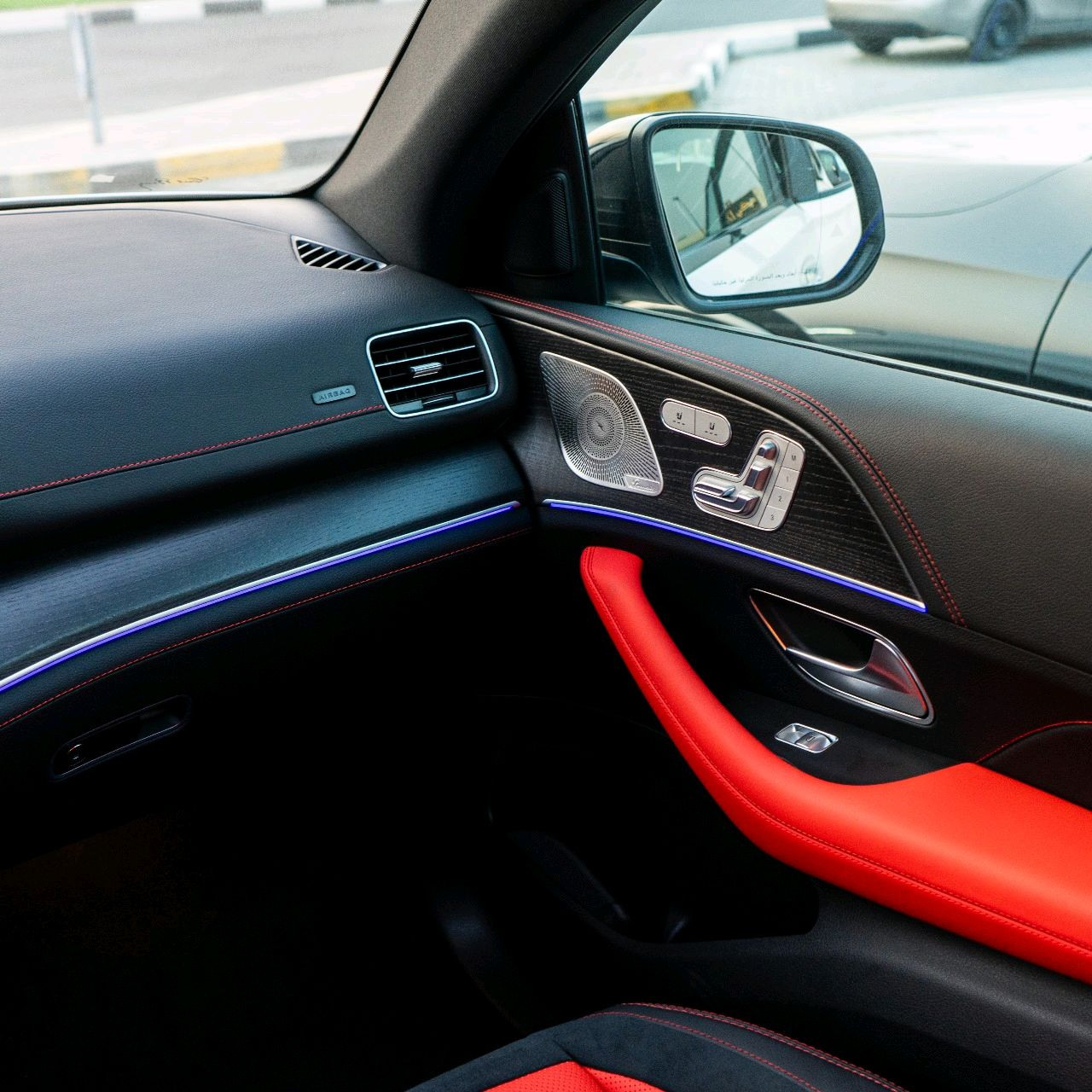Mercedes Benz GLE SUV - Image 6