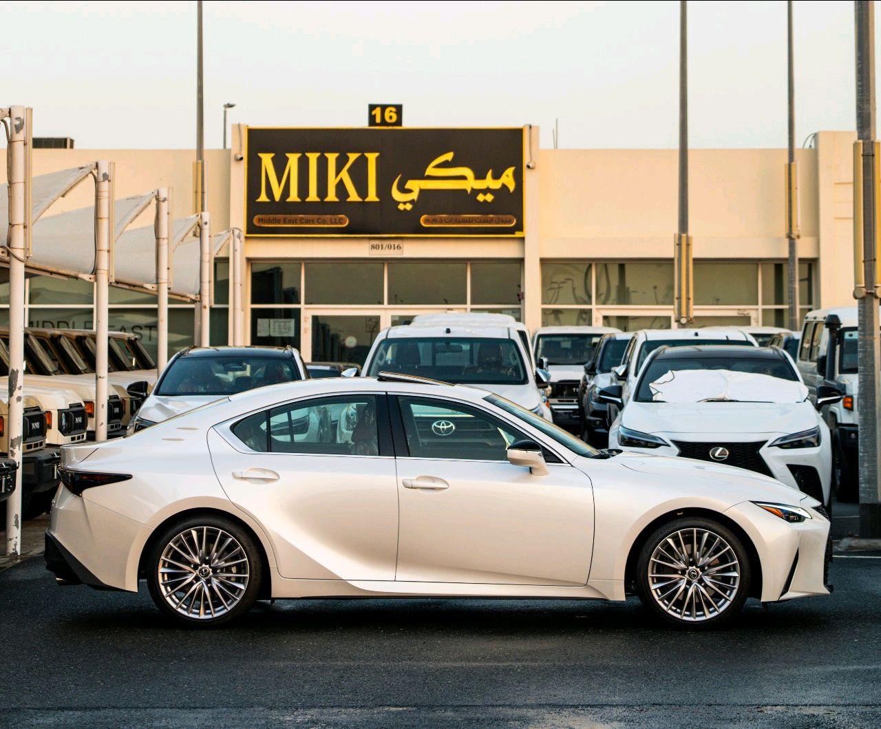 Lexus IS-Series - Image 10