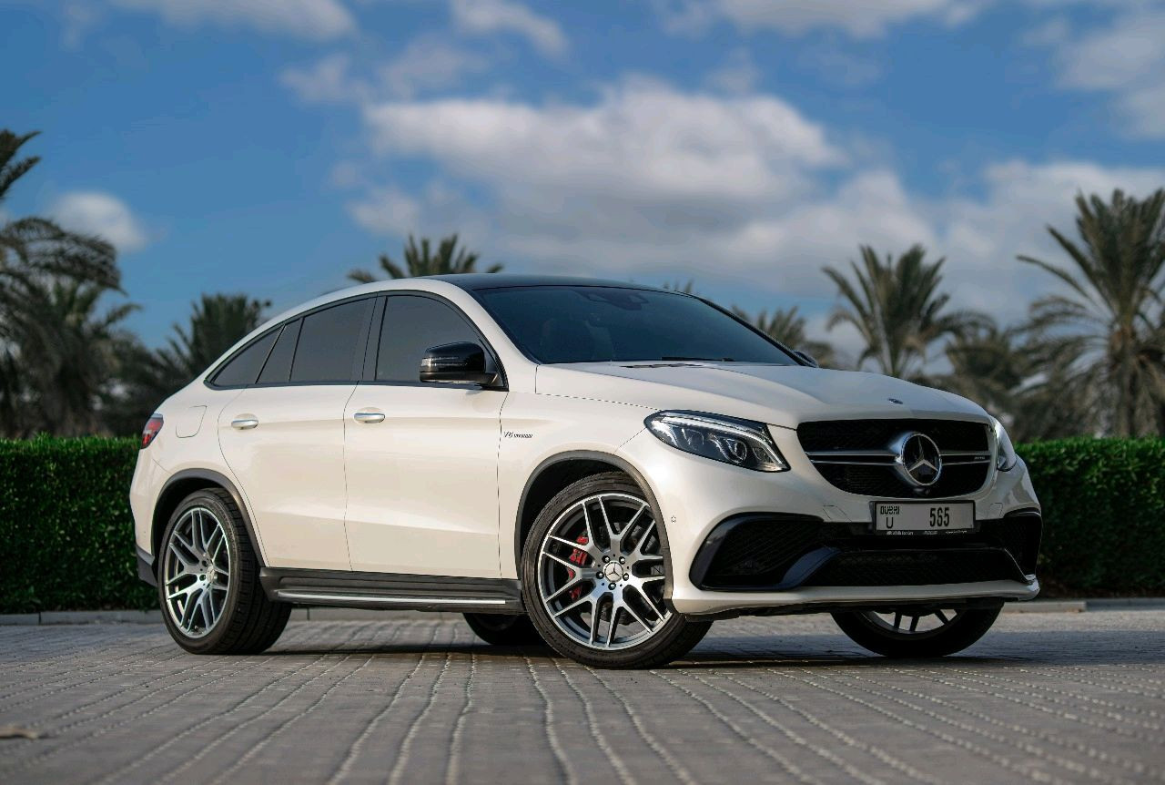 Mercedes Benz GLE SUV - Image 10