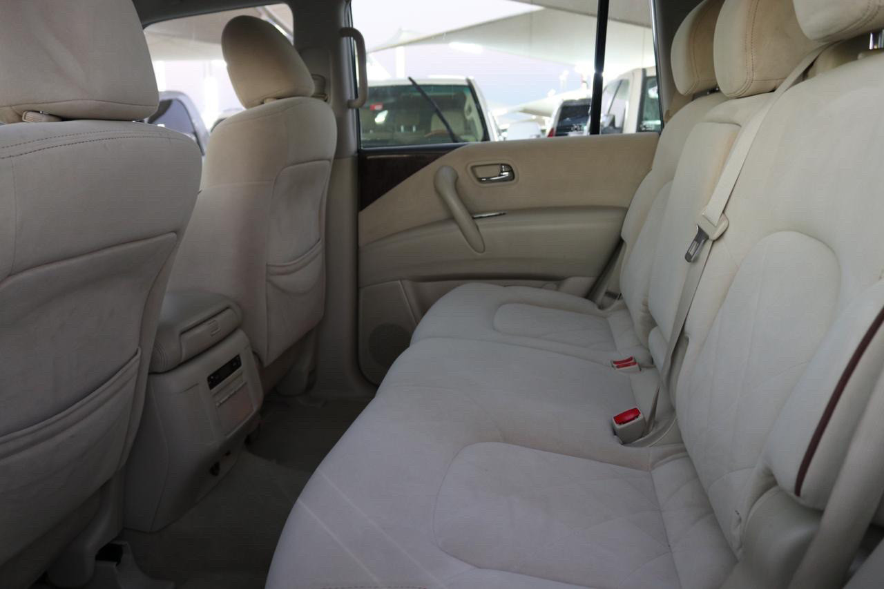 Nissan Patrol - Image 10