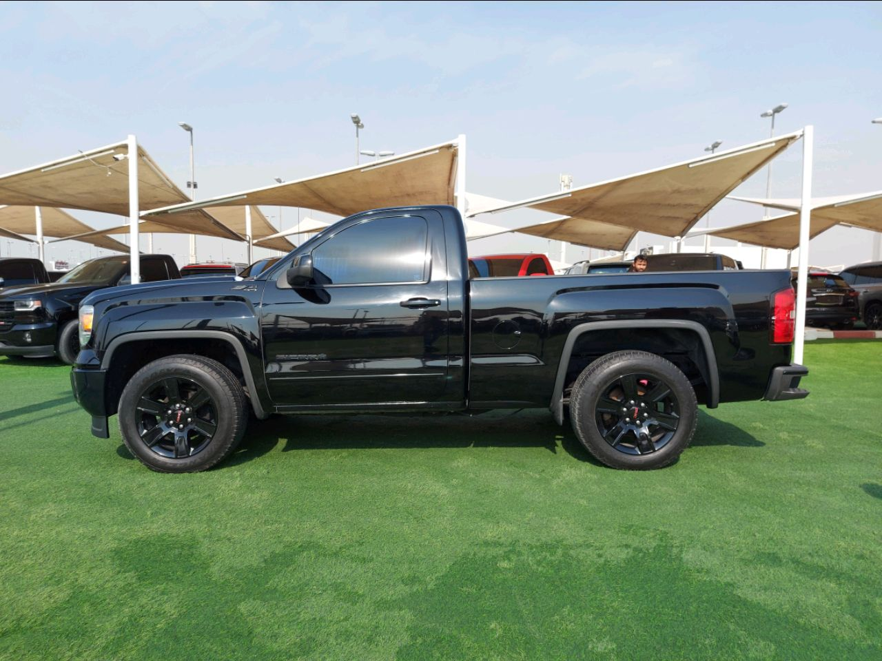 GMC Sierra - Image 5