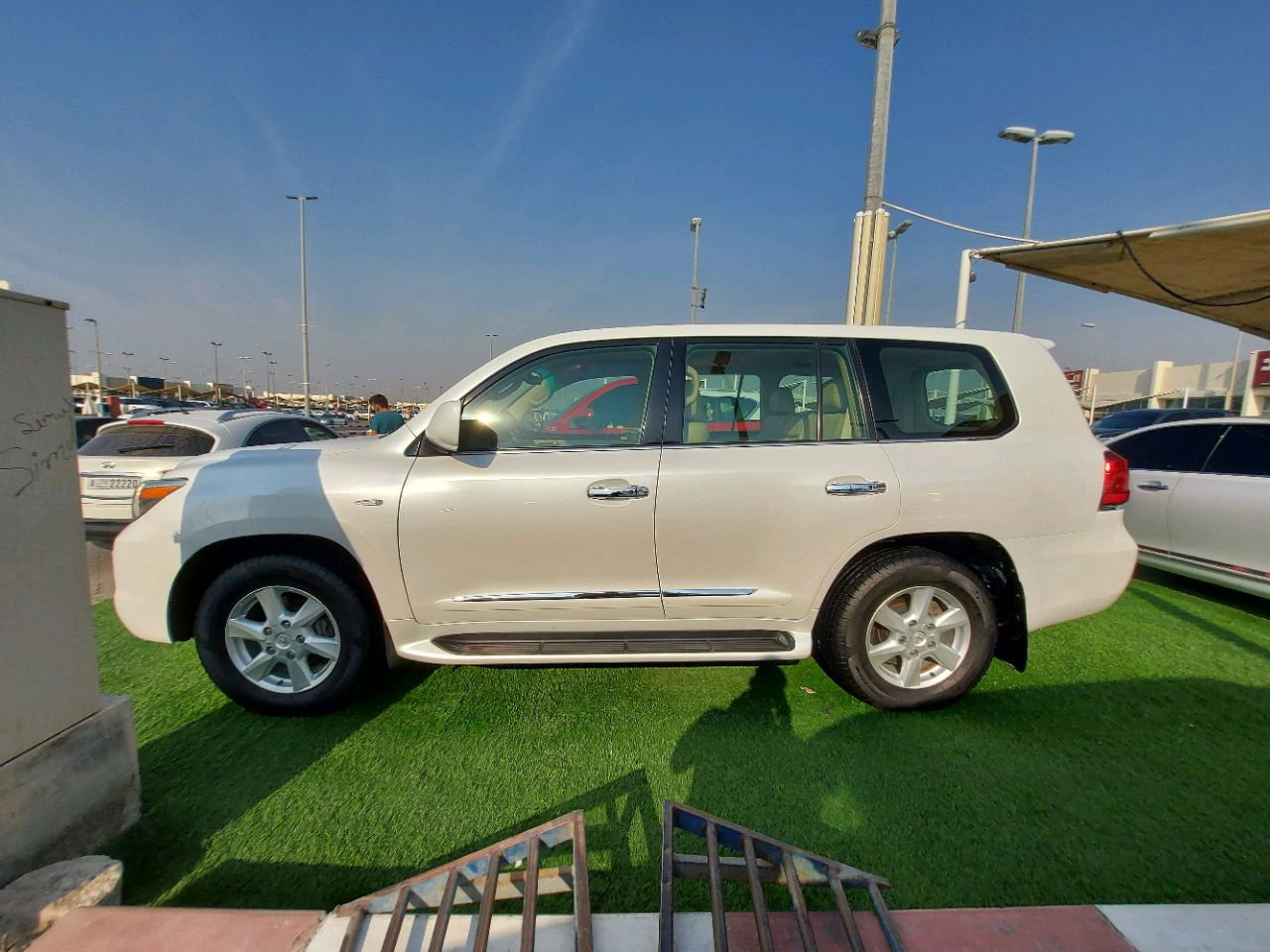 Lexus LX-Series - Image 3