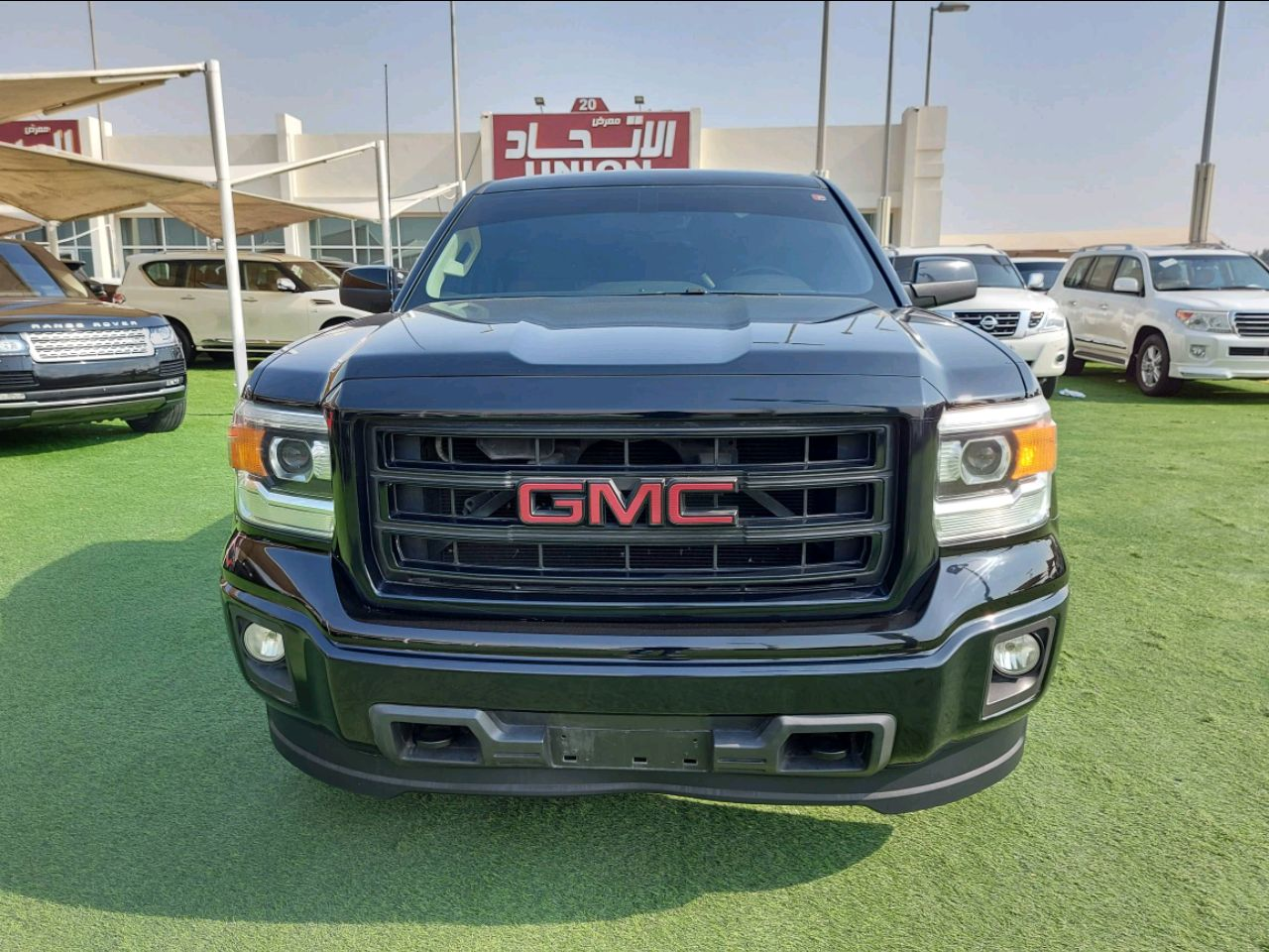 GMC Sierra - Image 4