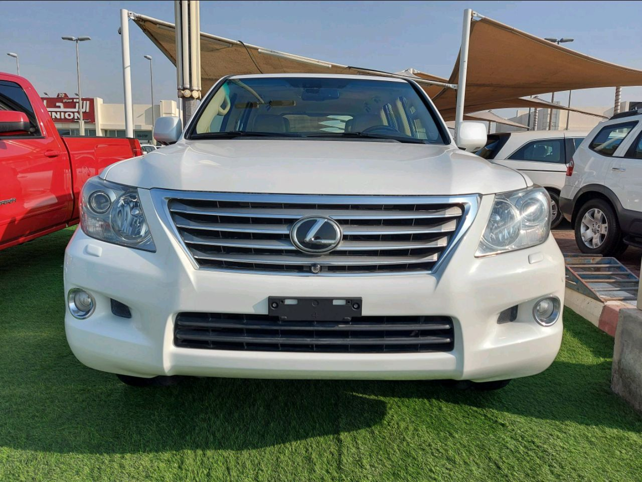 Lexus LX-Series - Image 2