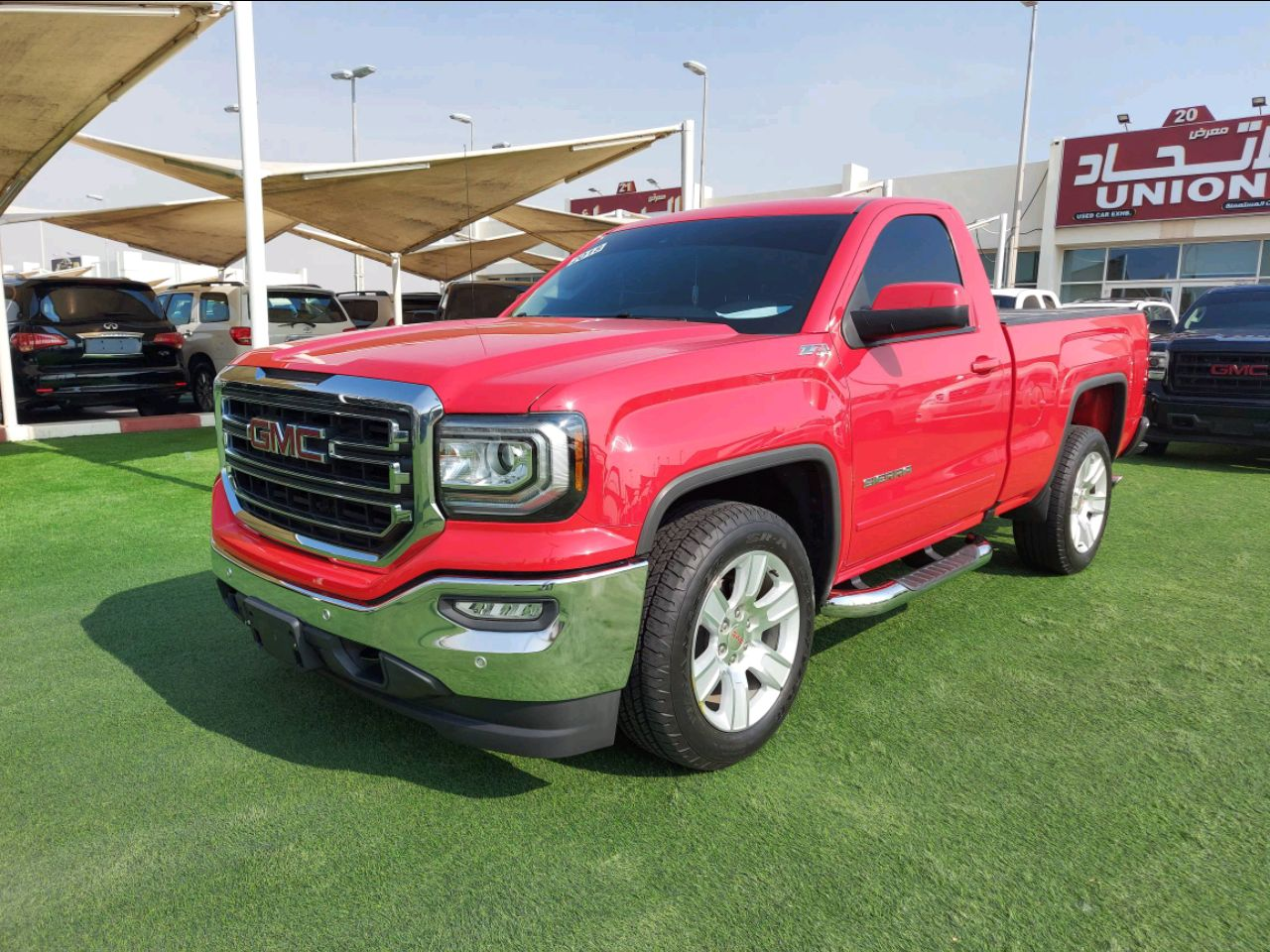 GMC Sierra - Image 2