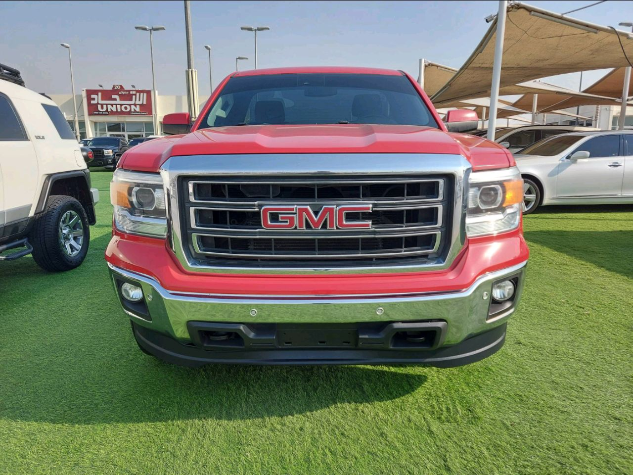GMC Sierra - Image 4