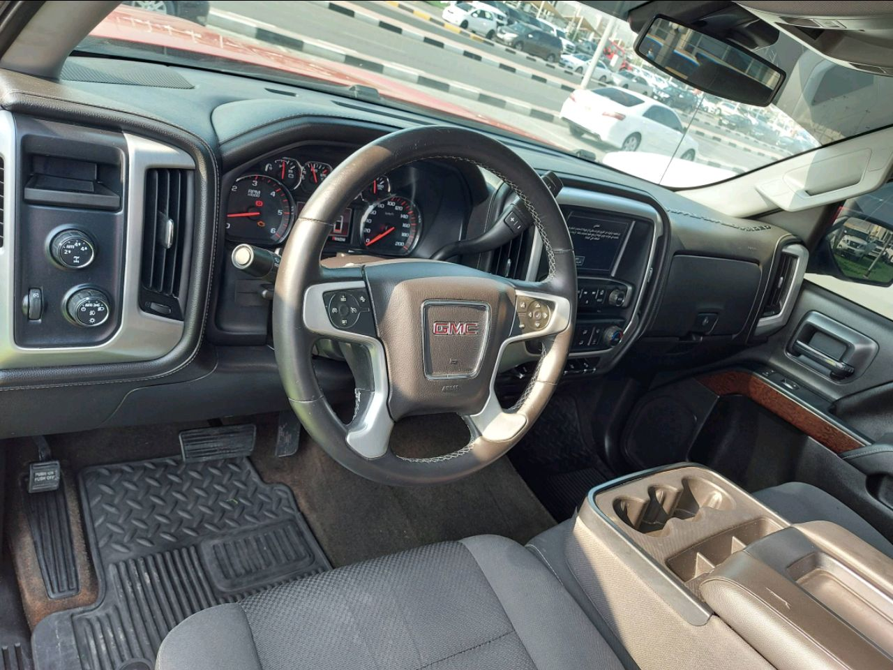 GMC Sierra - Image 6