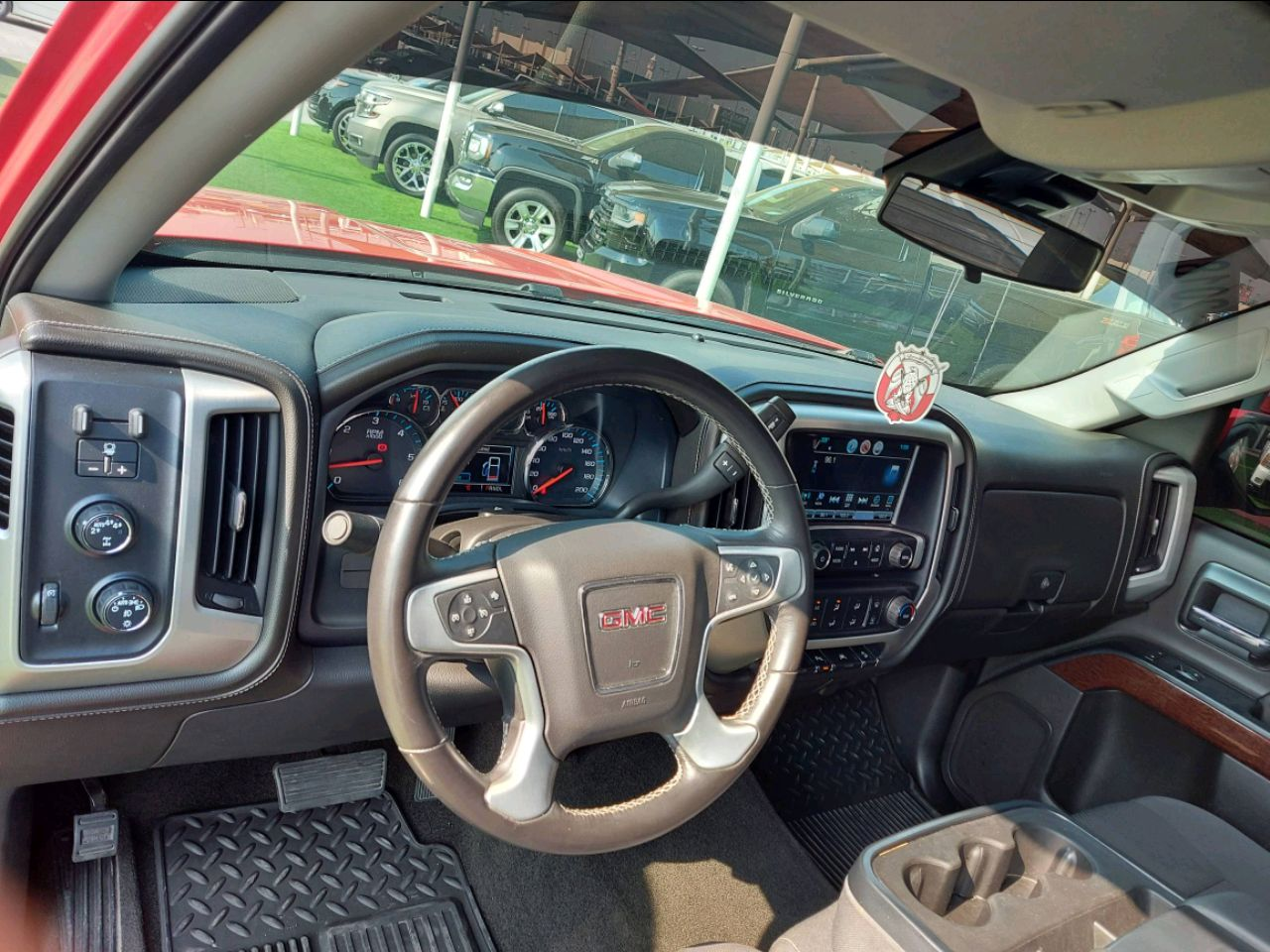 GMC Sierra - Image 6
