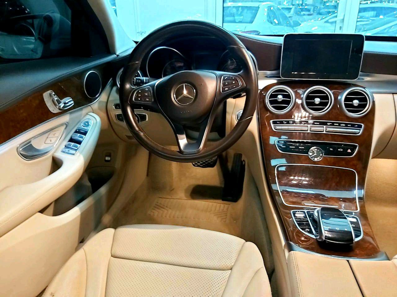 Mercedes Benz C-Class - Image 9