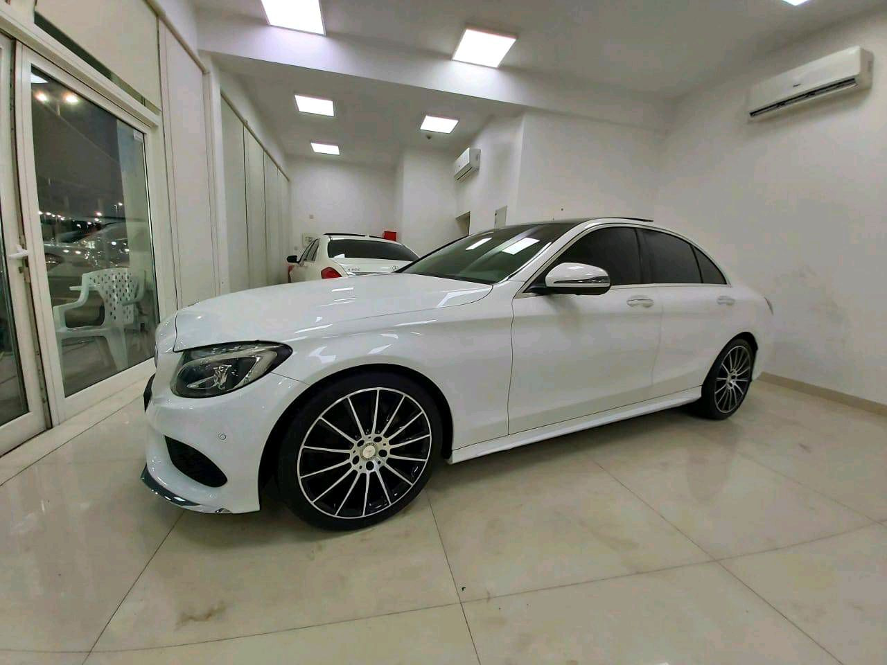 Mercedes Benz C-Class - Image 8