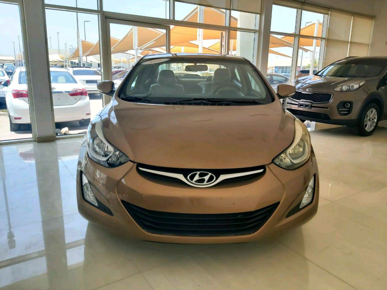 Hyundai Elantra - Image 4
