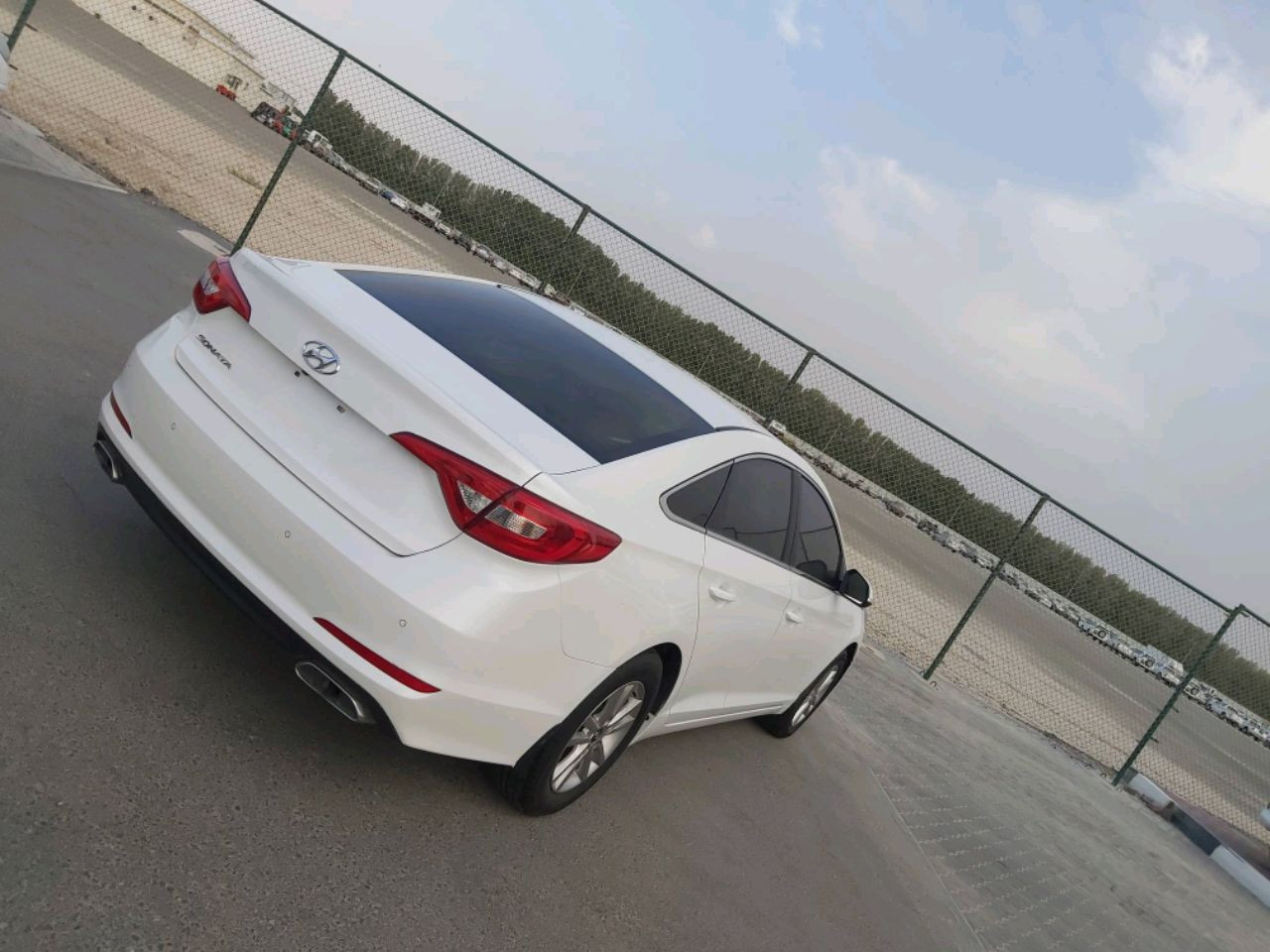 Hyundai Sonata - Image 5