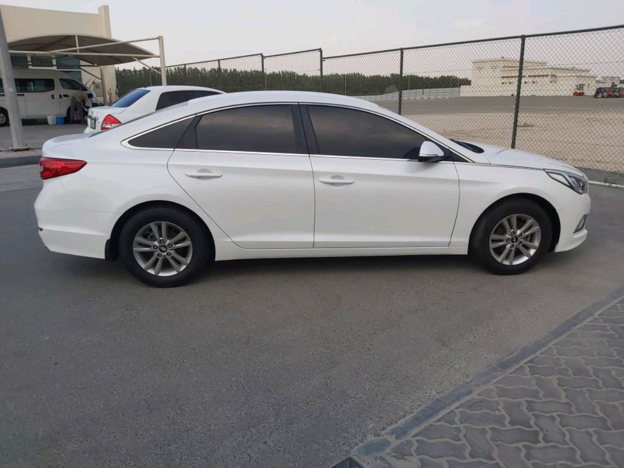 Hyundai Sonata - Image 7