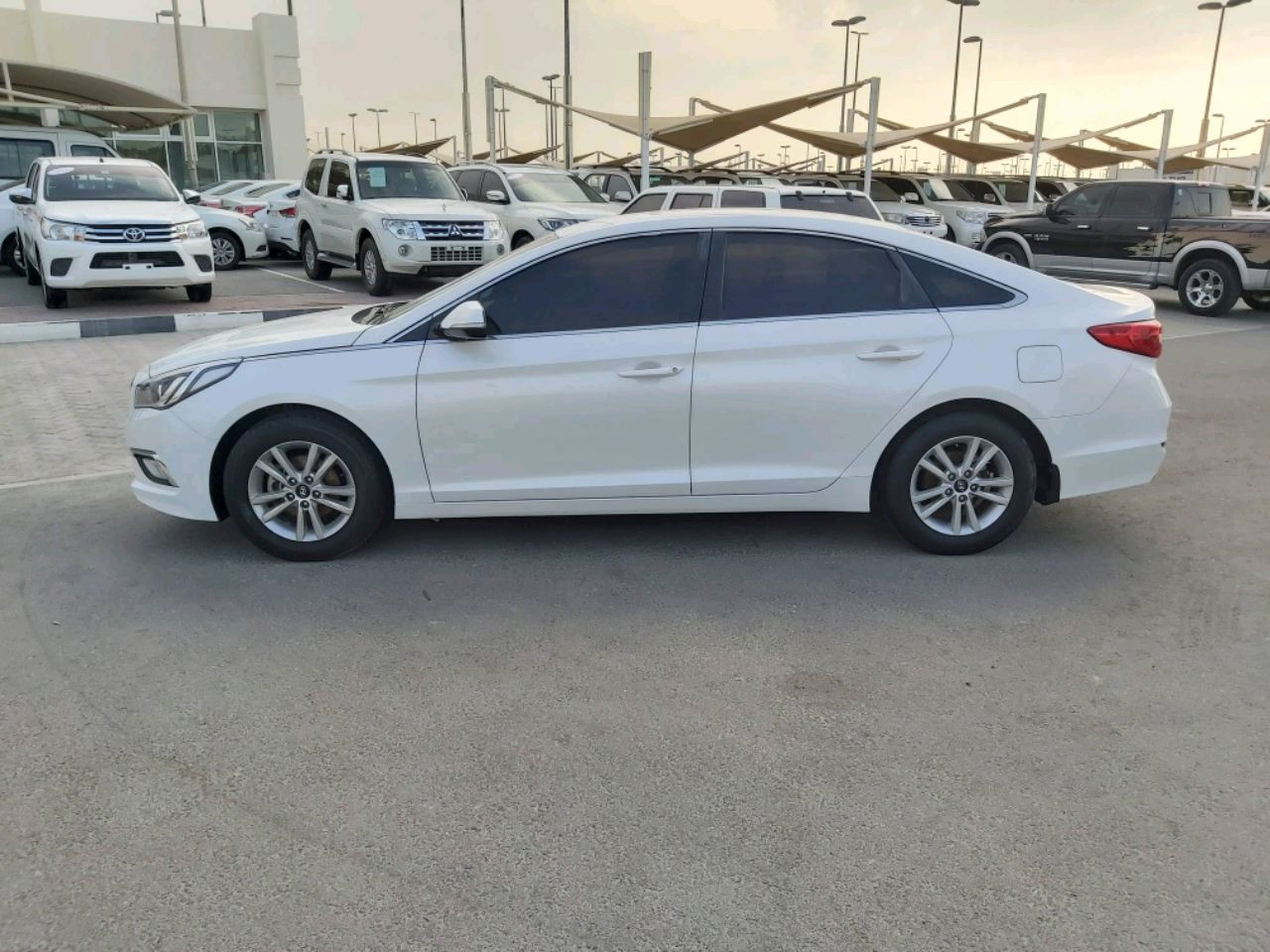 Hyundai Sonata - Image 8