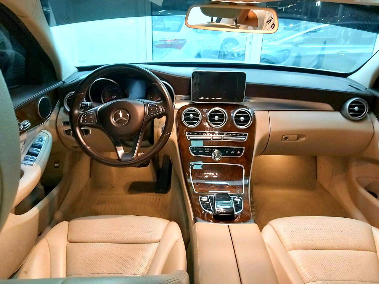Mercedes Benz C-Class - Image 10