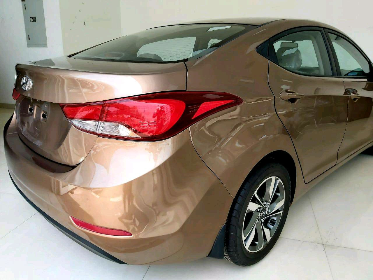 Hyundai Elantra - Image 6