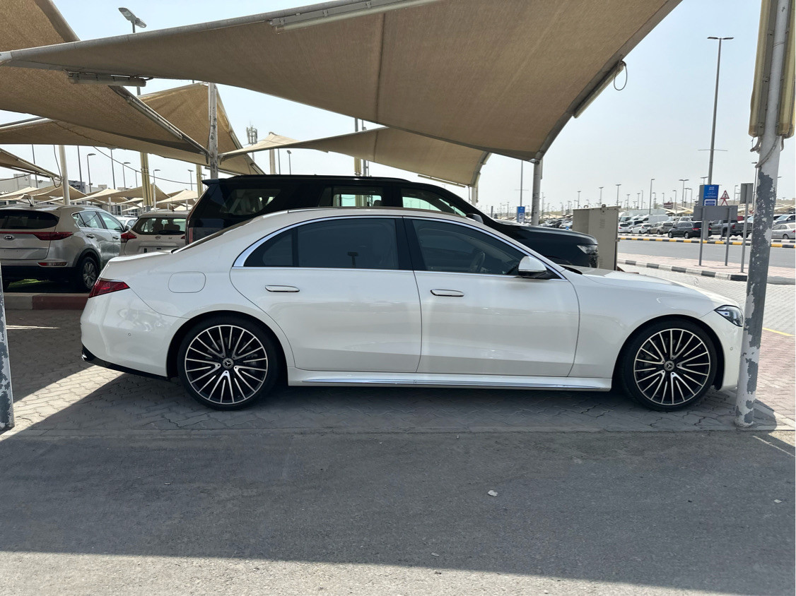 Mercedes Benz S-Class - Image 4