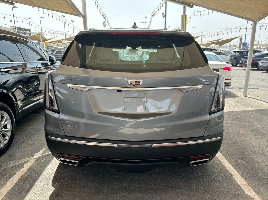 Cadillac XTS - Image 8