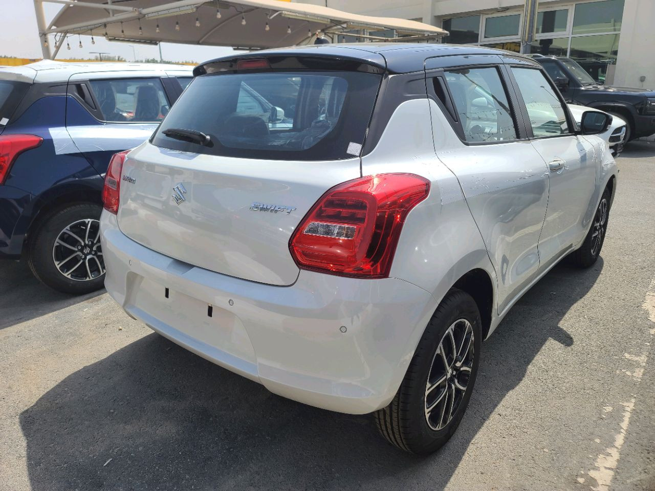 Suzuki Swift - Image 9