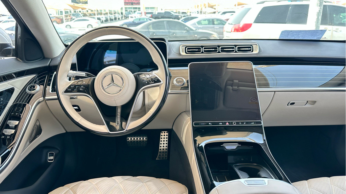 Mercedes Benz S-Class - Image 6