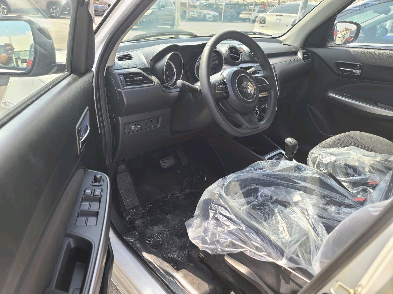 Suzuki Swift - Image 4