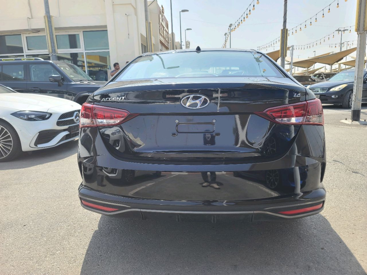 Hyundai Accent - Image 9