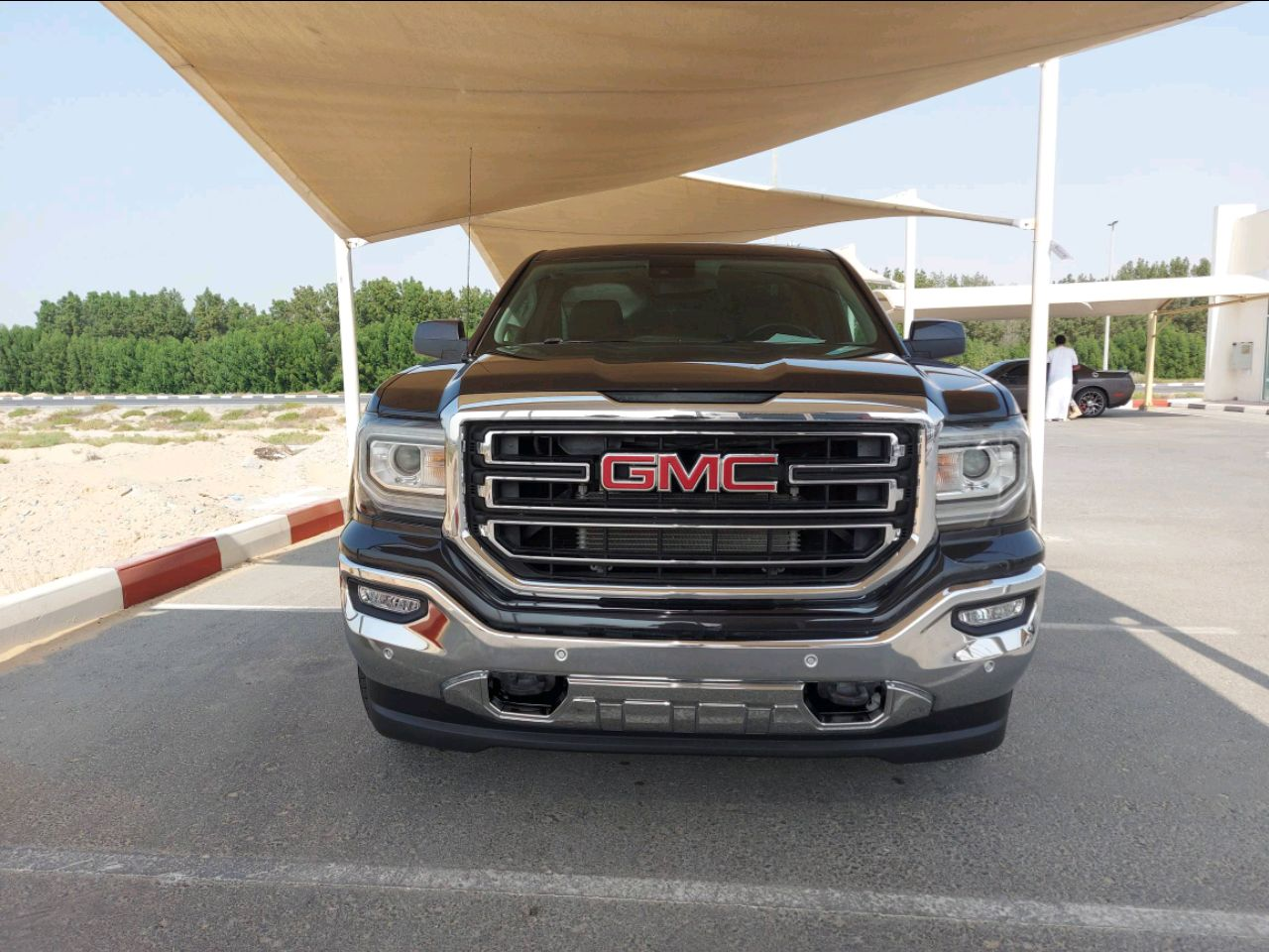 GMC Sierra - Image 3