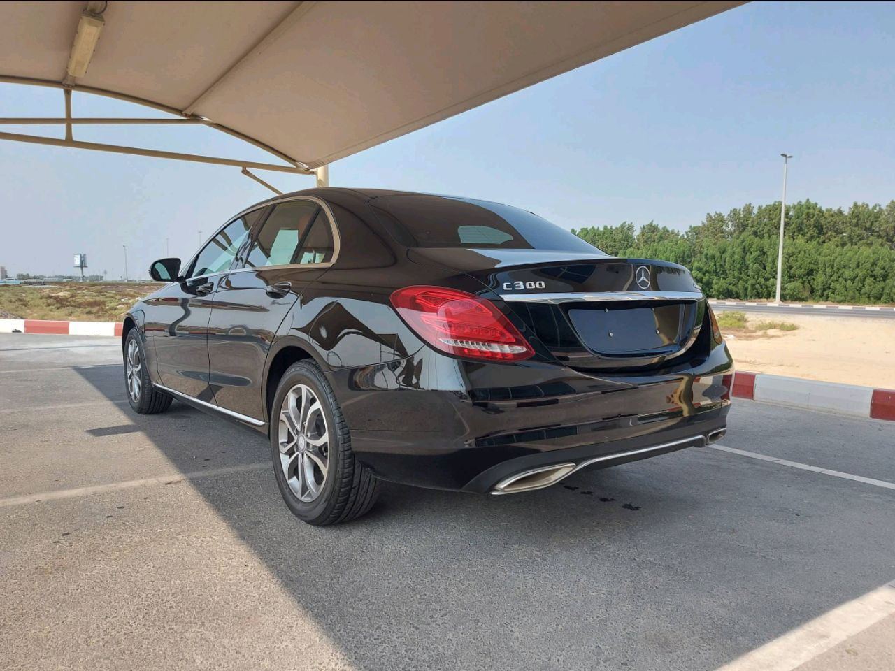 Mercedes Benz C-Class - Image 4