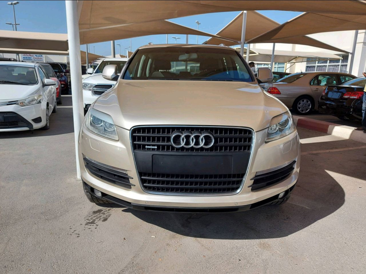 Audi Q7 - Image 3