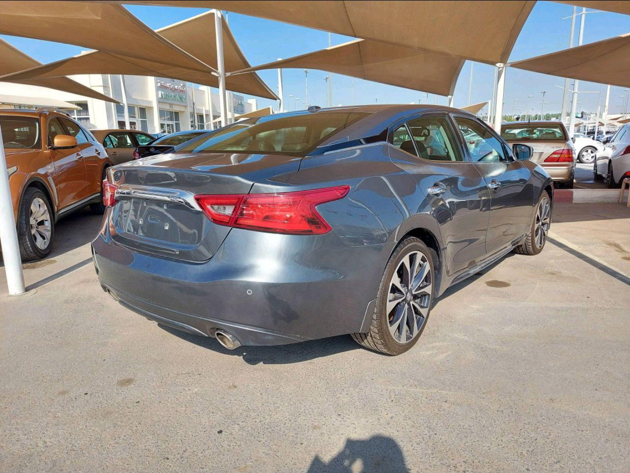 Nissan Maxima - Image 3