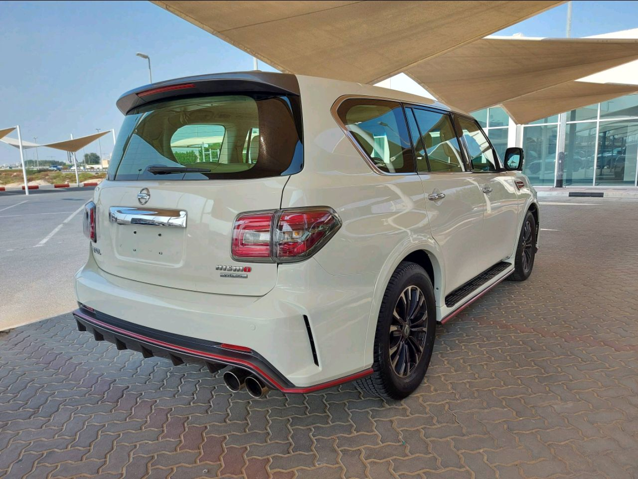 Nissan Patrol - Image 4