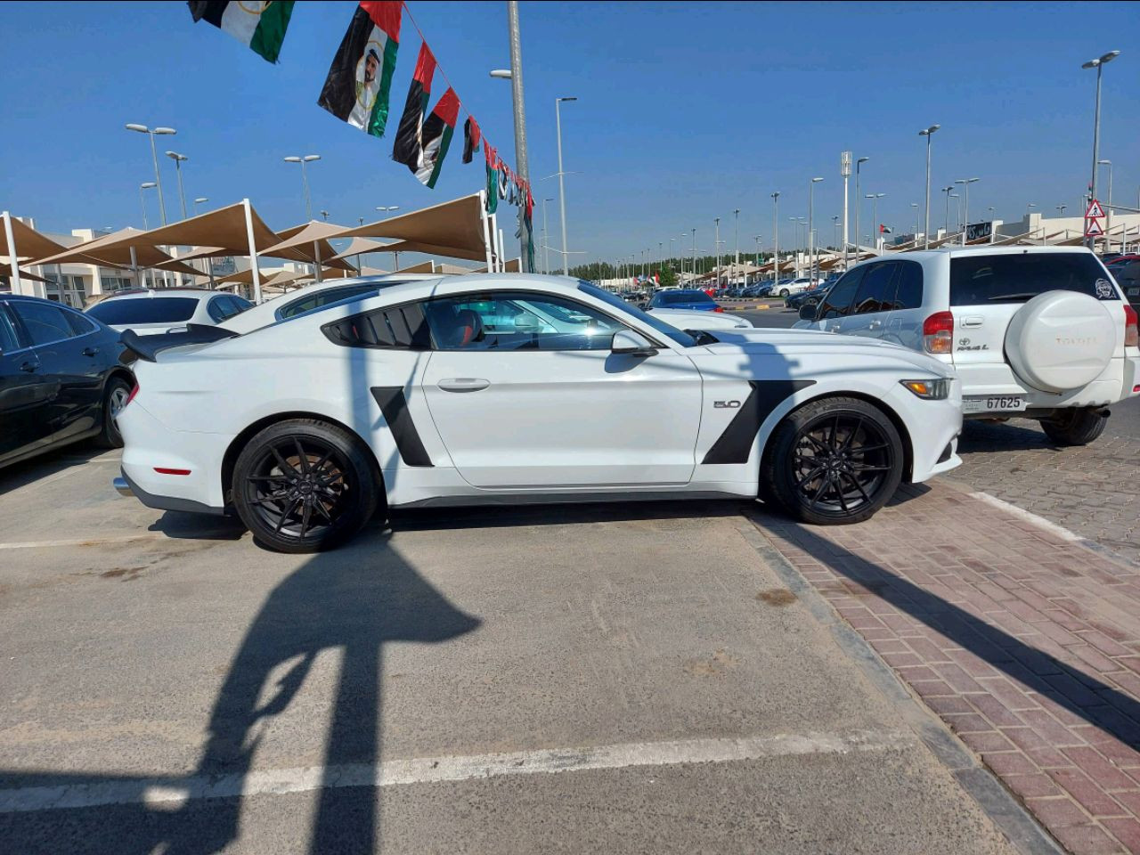 Ford Mustang - Image 3