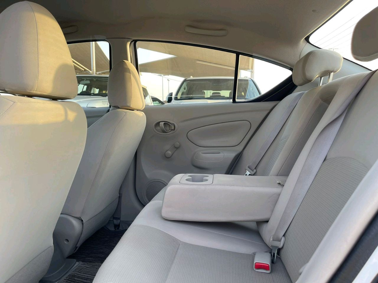 Nissan Sunny - Image 8