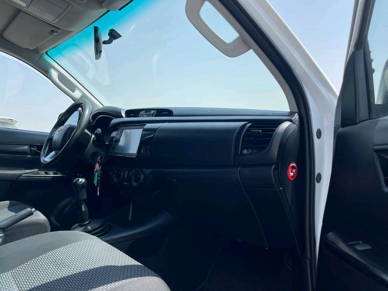 Toyota Hilux - Image 4