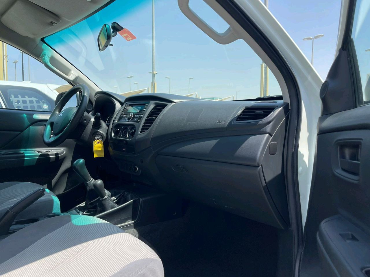 Mitsubishi L200 - Image 10