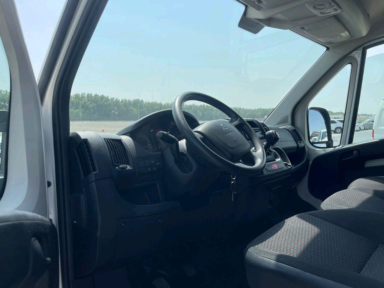 Peugeot BOXER - Image 13