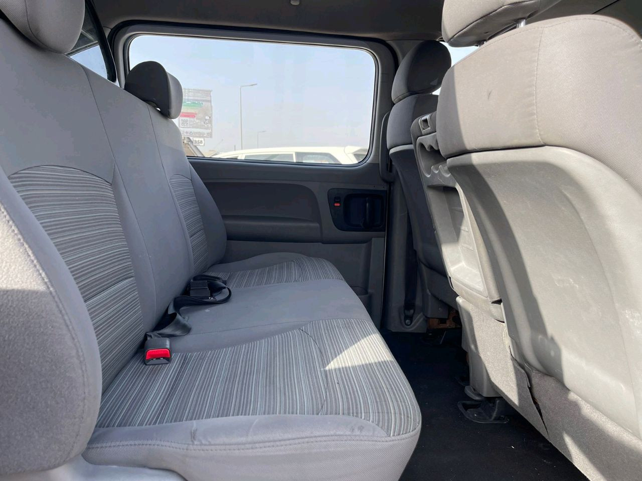 Hyundai H 1 - Image 13