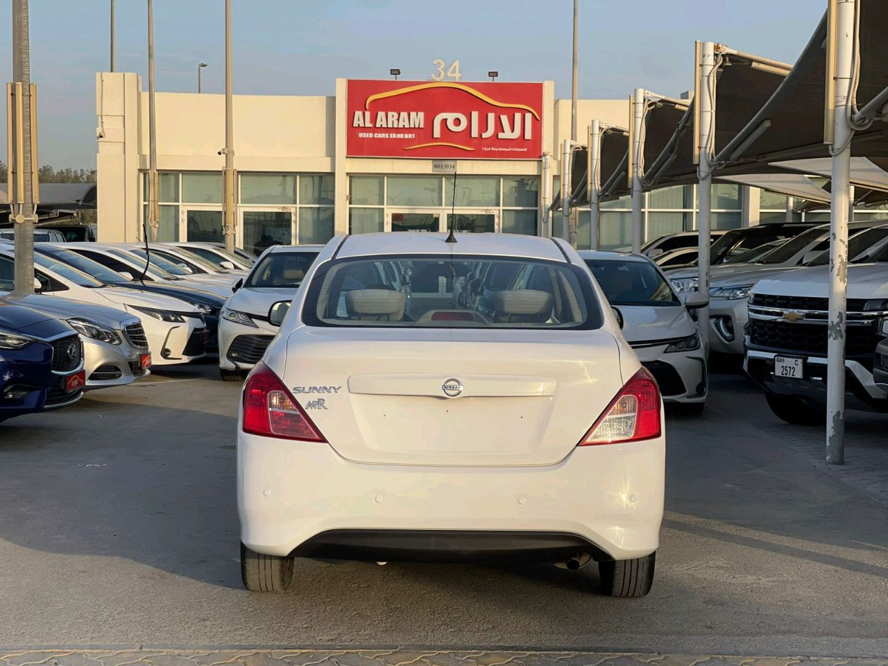 Nissan Sunny - Image 12