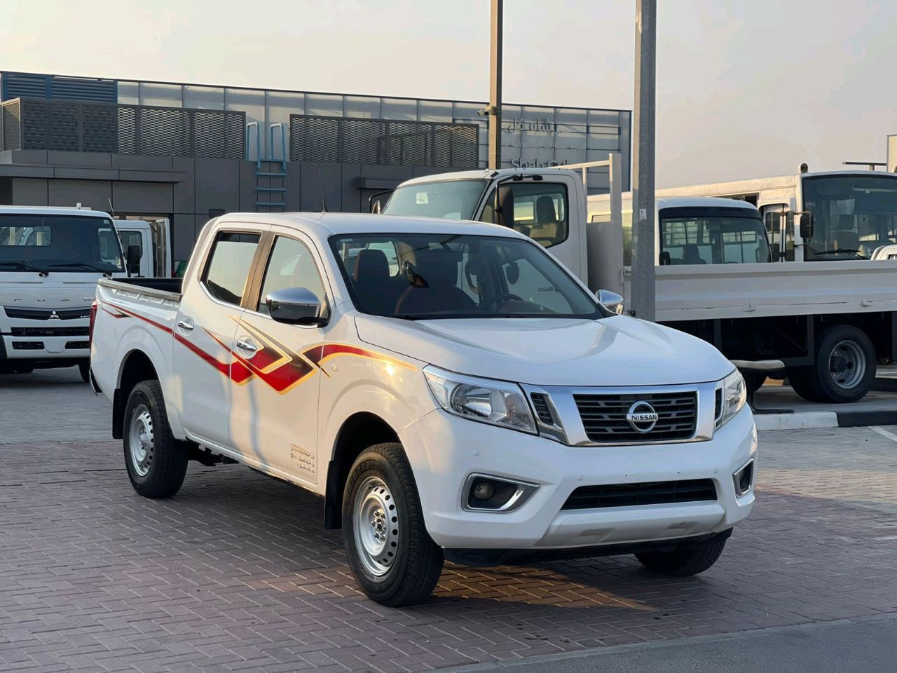 Nissan Navara - Image 4